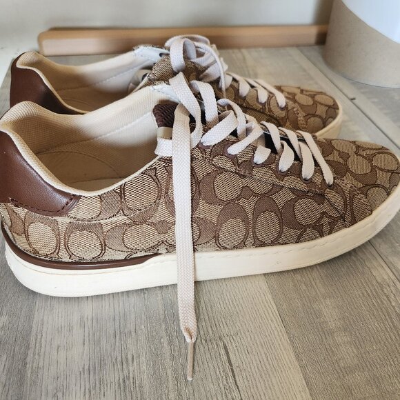 COACH CLIP LOW TOP SNEAKER -  Worn Once (free shipping!) - Picture 1 of 12